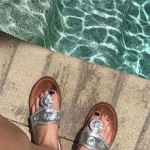 Jack roger flip flops